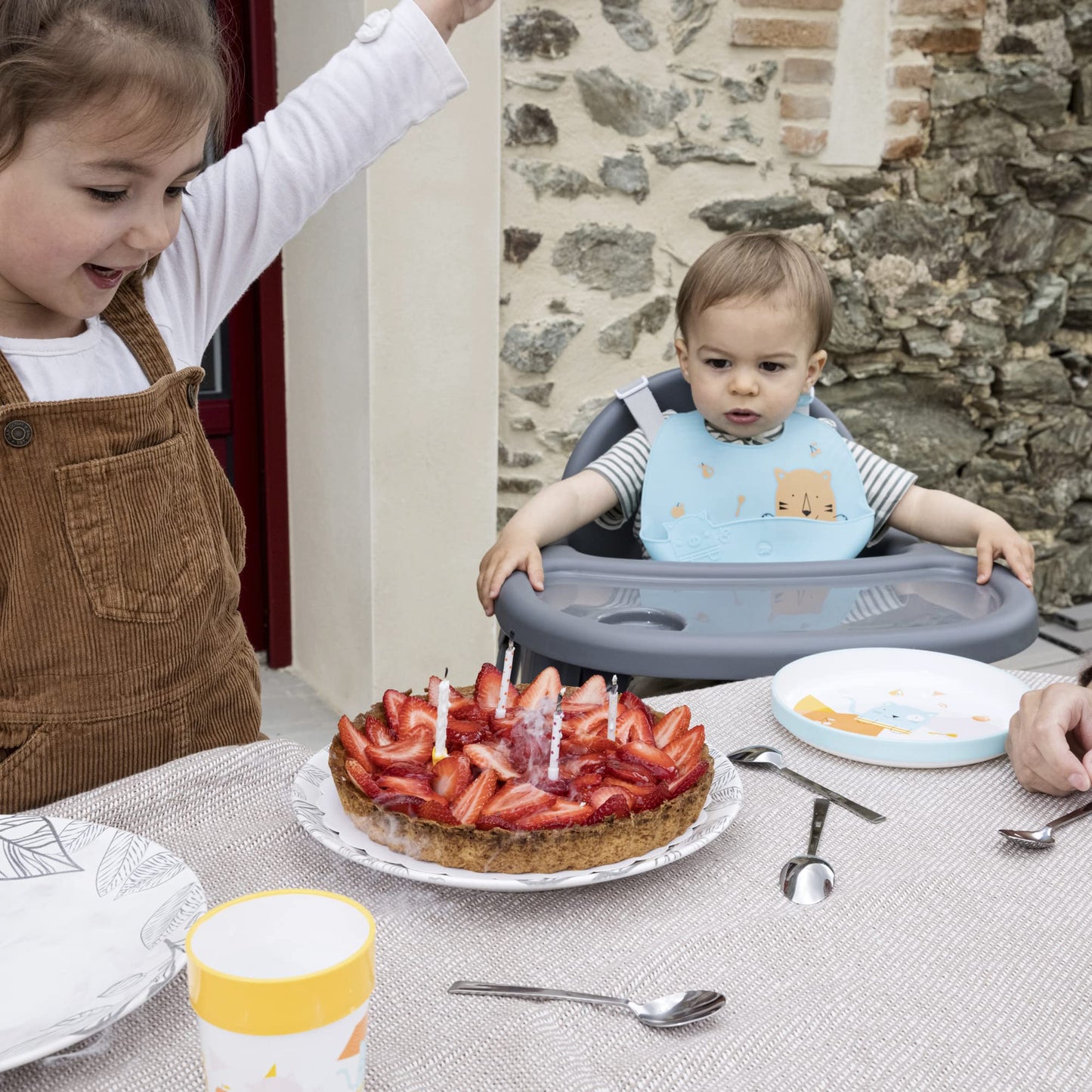 Bebeconfort Meely 2-in-1 Baby Highchair, Dark Grey